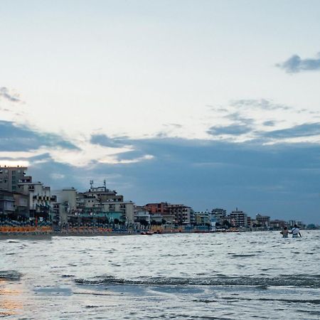 Appartamento A Due Passi Dal Mare Bellaria-Igea Marina Exterior foto